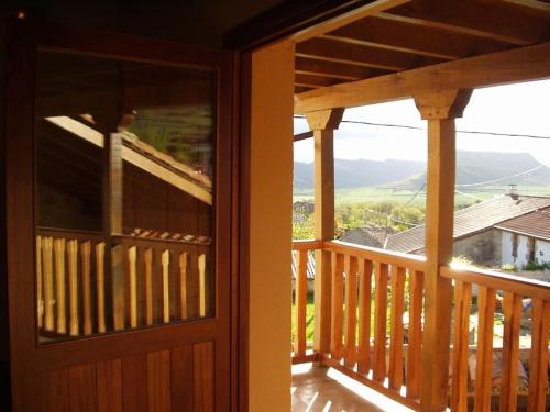 CASA RURAL. COVARACINO OJO GUAREÑA