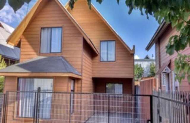 Casa Rukalma Estación