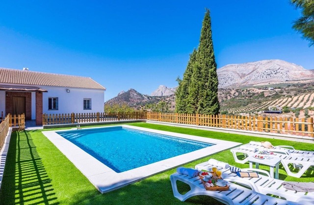 Casa Rural El Olimpo Álora by Ruralidays