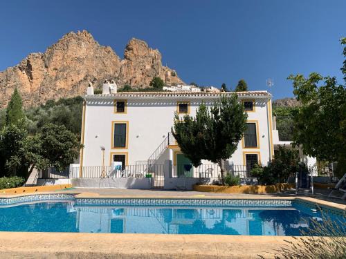 Casa rural en Castril - HUERTA MARTIN - Escapada con Piscina en Sierra de Castril -