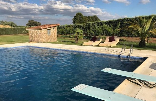 Casa Rural Apayama for 17 people