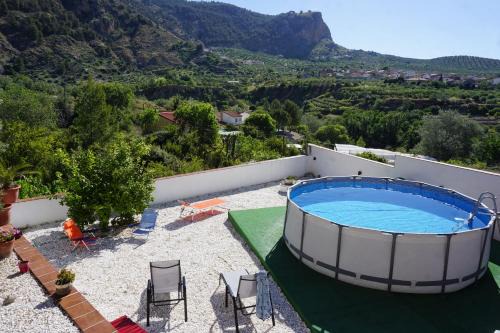 Casa Rural Villa la Gaviota con Chimenea, Barbacoa y Piscina junto a Ruta del Gollizno en Olivares