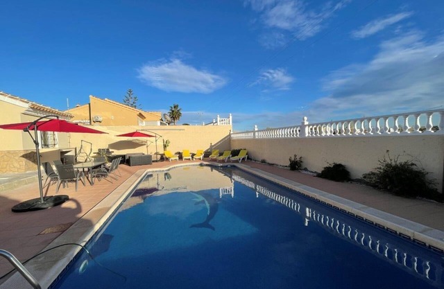 Casa Sabine, beautiful, modern, rural villa with 10m x 5m private pool