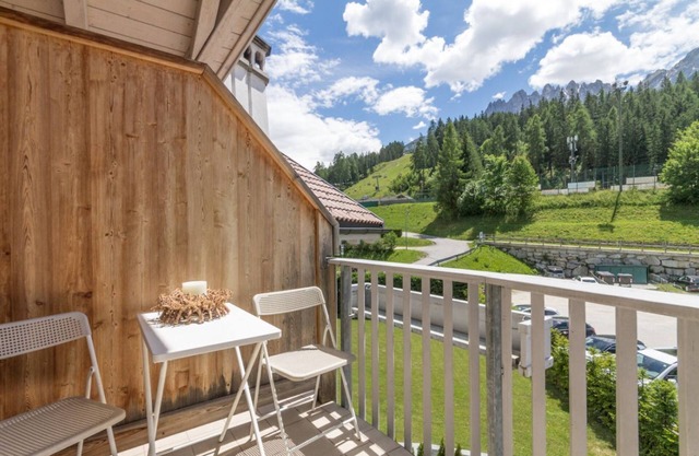 Casa Serena for families and friends, up to 4 pax