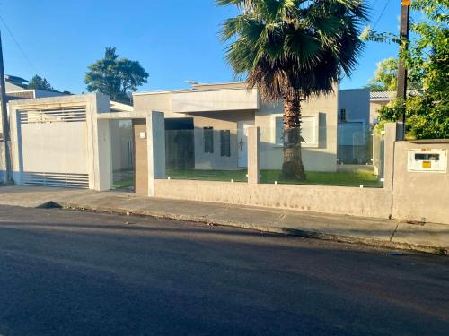 Casa térrea para família no centro de Ametista!