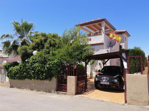 Casa Tranquila en la Marina urbanización