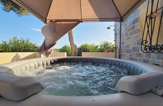 Casa Verna tú Escapada Ideal en Familia o Grupo; Actividades, Jacuzzi y Barbacoa