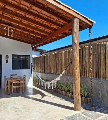 Casinha de praia com churrasqueira 100