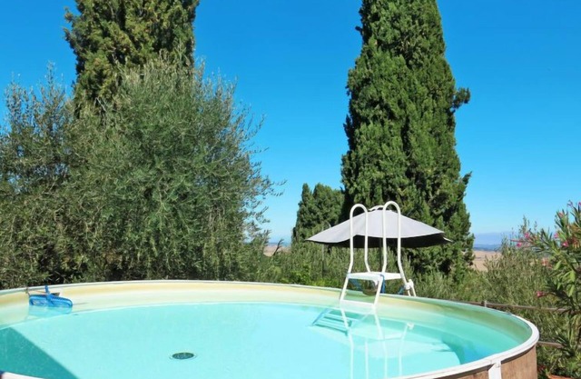 Castagni I (OCT100) by Interhome