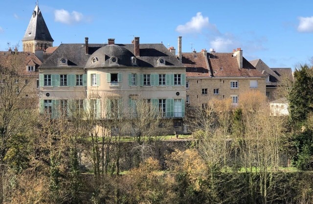 Castel Saint-Léonard, bed and breakfast, historical monument of Falaise