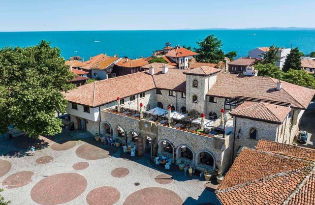 Castro Mesembria Boutique Hotel