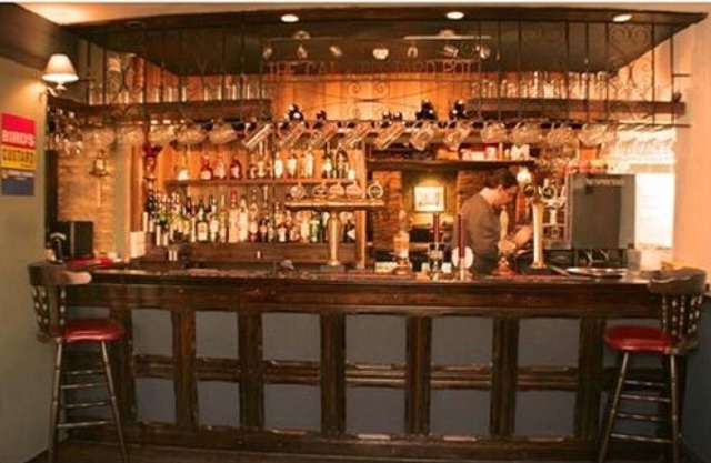 Cat and Custard Pot Inn