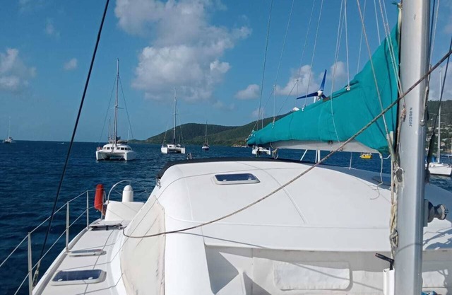 Catamaran to visit sanblas