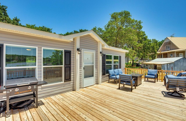 Cedar Creek Reservoir Home w/Private Boat Ramp!