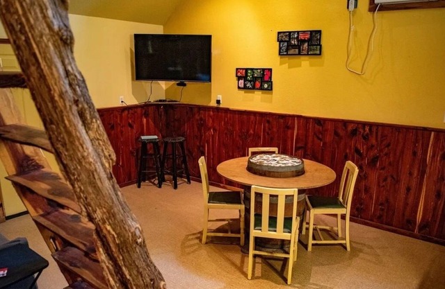 Cedar Loft - This Rustic Retreat Is Just A Short Drive From Fishing And Shopping by RedAwning