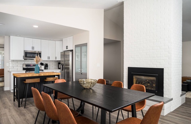 Centennial, Great Family&Group, 2 Ensuite BR, Fast WiFi, Arcade, Games, Fire Pit