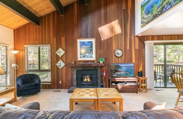 Central Incline Condo with a Pool! (CDL7)