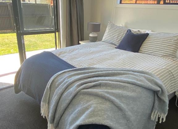 Central Retreat and self contained with free wifi