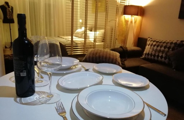 Central suite on Clock Square D1