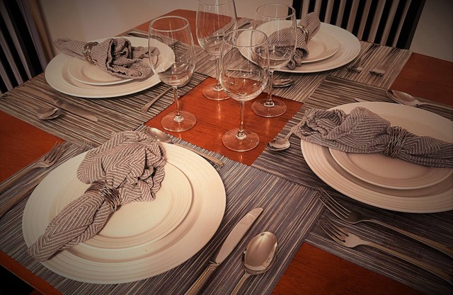 Centrally Located 4BR 2BA Apt in Alameda