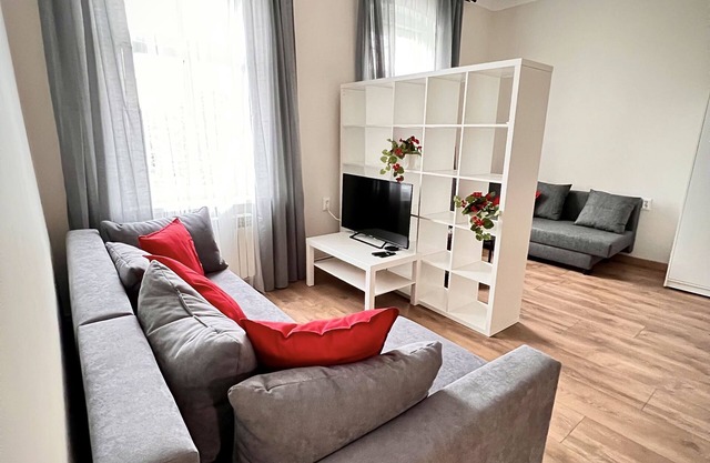 Centrally-Located Opole Apartment: Stunning Views & Convenience!