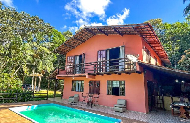 Chácara c piscina e churrasqueira em Rio Claro/RJ