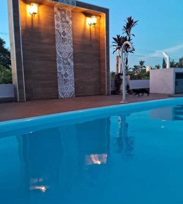 Chácara com grande área de lazer e lindo pôr do sol