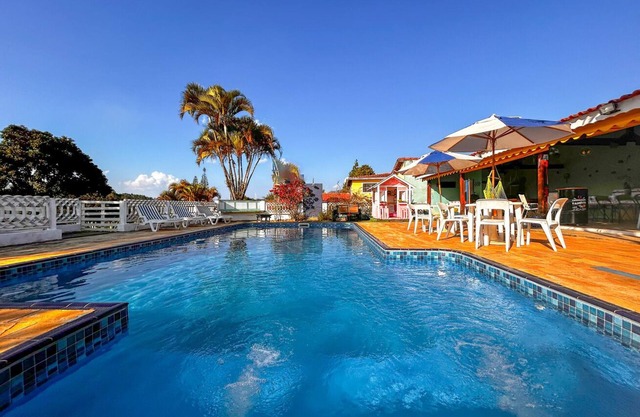 Chácara com piscina, churrasqueira, WiFi e quadra