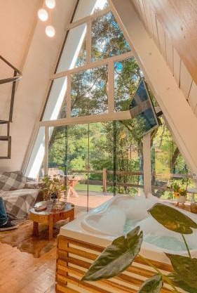 Chalé A-Frame as Margens do Rio Marrecas