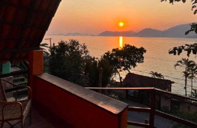 Chalé Aconchegante com Linda Vista em Angra dos Reis, com Acesso ao Mar