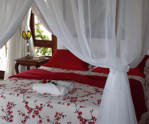 Chalé romântico, com vista panorâmica, para Casais