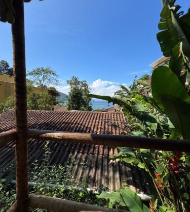 Chalé verde - vila do Abraão