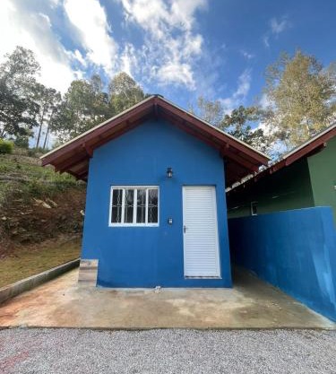 Chalés do vale Extrema azul