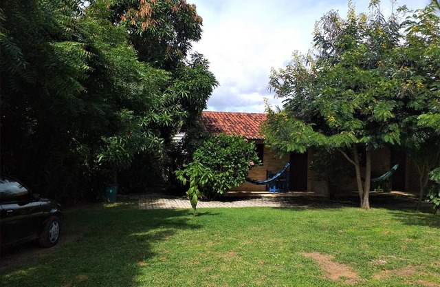 Chalés Hibiscus Pipa - ar, cozinha e banheiros privados, estacionamento interno