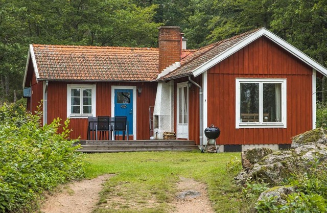 Chalet Ängsjömåla by Interhome