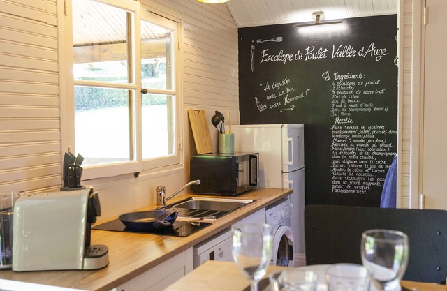 chalet 4 p. Normandy Heated swimming pool from mid-May to September (Reinette)