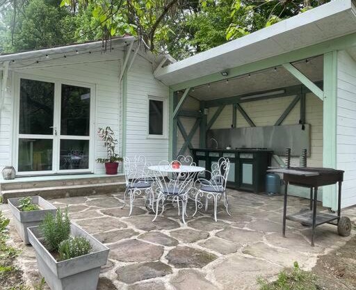 Chalet au bord de l'étang