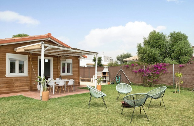 Chalet "Casa Maran" with Pool, Wi-Fi, Garden & Terrace