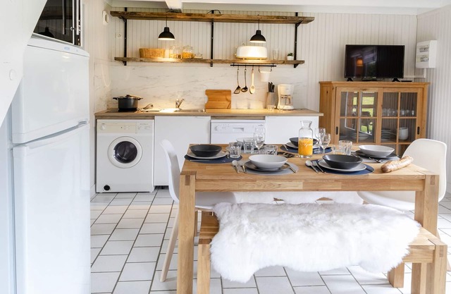 Chalet-gite 6p. Normandie Piscine Heated from Mid-May to End of September