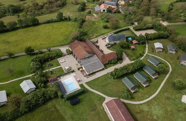 Chalet 'Gîte Bellevue' with Shared Pool, Private Terrace and Wi-Fi