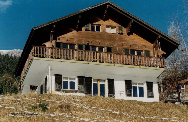 Chalet in a sunny location with great views of the mountains