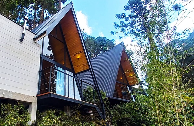 Chalet Mon Amour 2 - Where love is found. Hydro, fireplace, 3 minutes from the center.