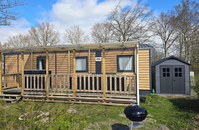 Chalet on the Lauwersmeer