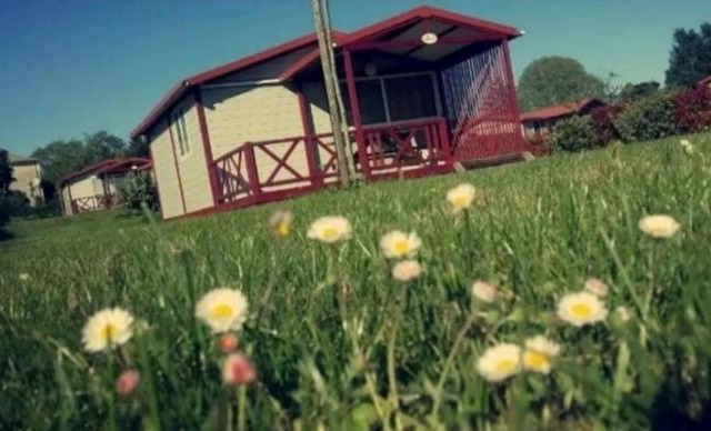 CHALET PROCHE DE TOUTES COMMODITES PARKING GRATUIT