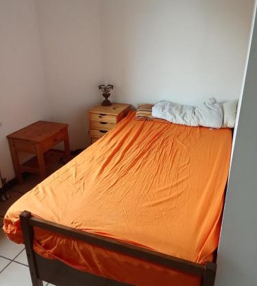 Chambre room in appartement