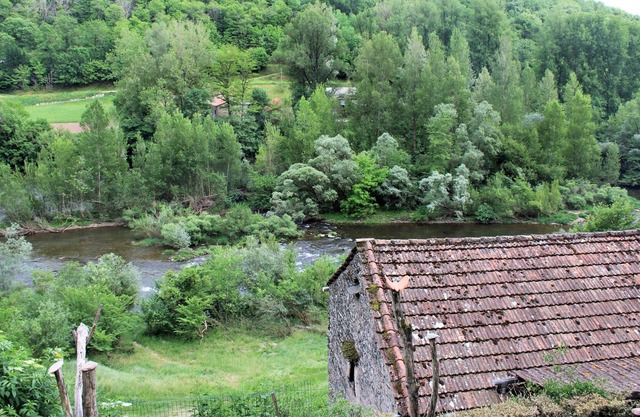 Chambre Rustique au Bord du Tarn