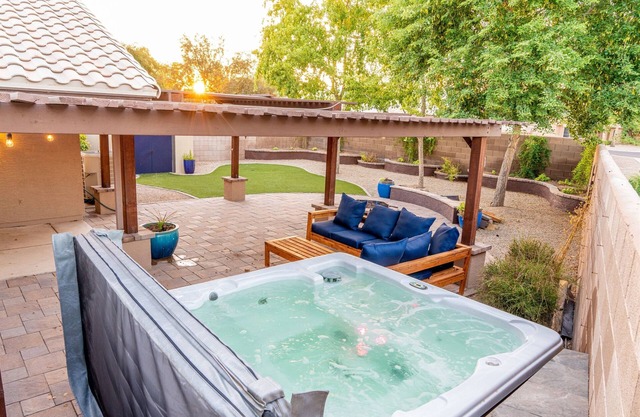 Chandler Oasis: Patio, Hot Tub & Nearby Parks