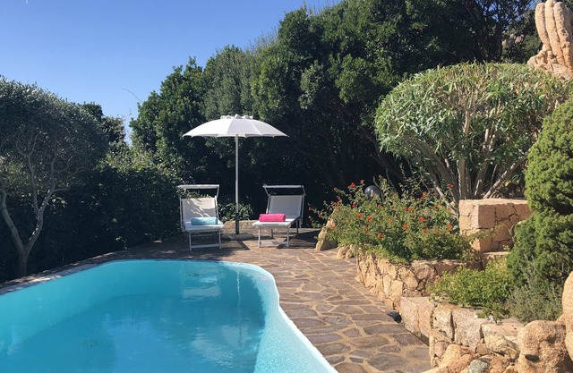 Charming Boutique Villa with amazing garden and private pool