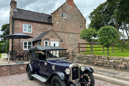 Character 3 Bed Peak Dist Farmhouse Alton Towers