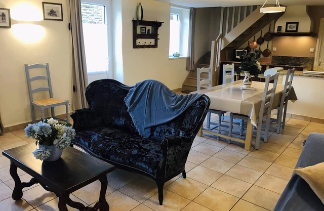 Character house for 4 people
